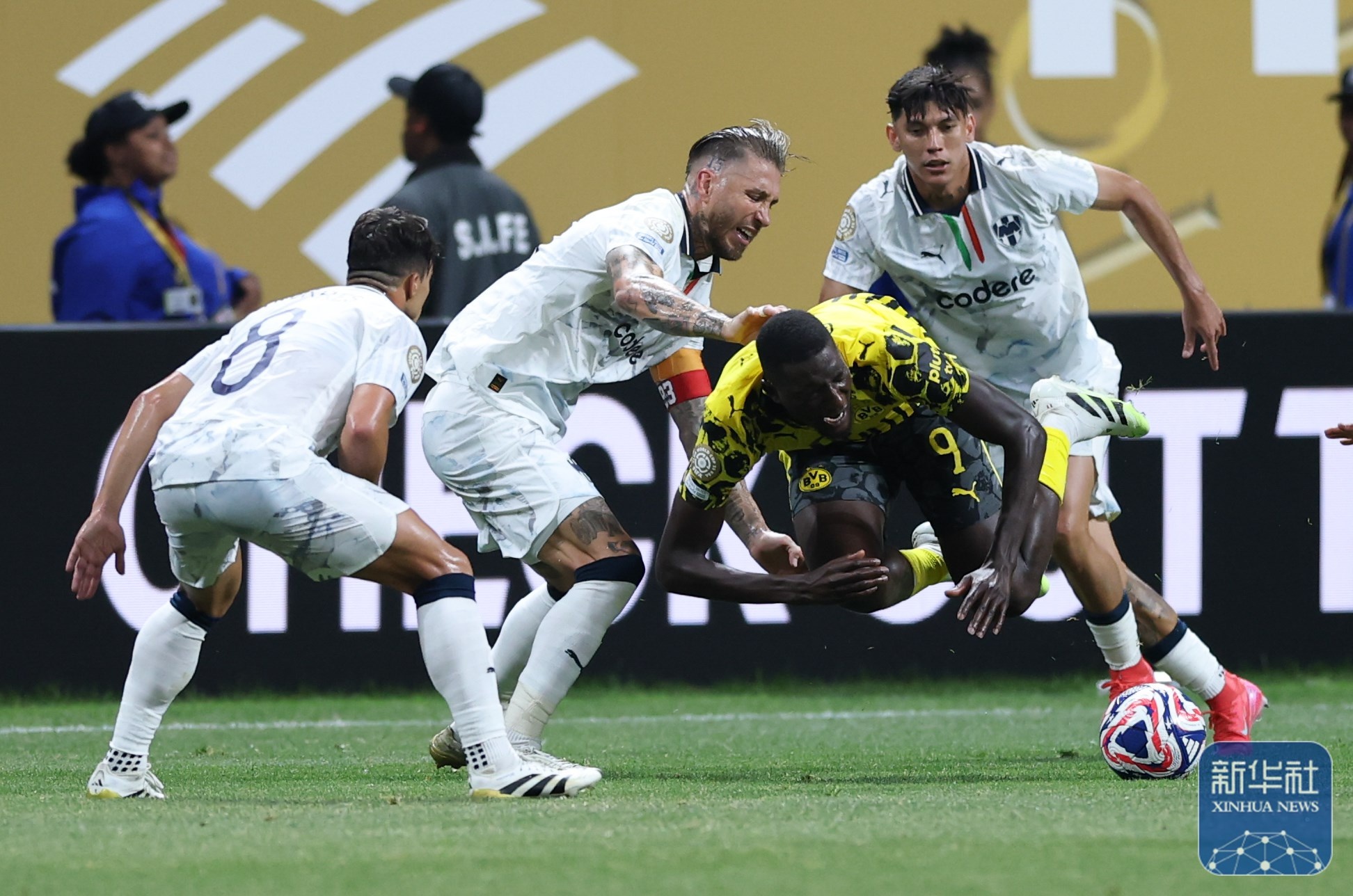 清晨多特蒙德篮板制胜：德国杯节点到来；压力陡增；球队文化再被提及的简单介绍